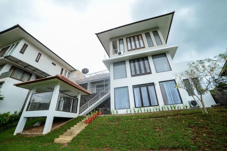 Villa Kencana Syariah, Bandung