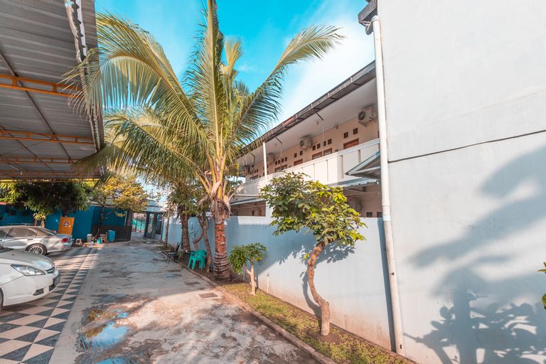 OYO 2137 D'colonel Residence Near Rumah Sakit Hermina Ciruas, Serang