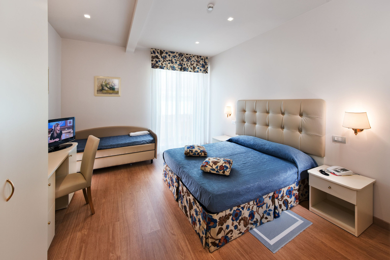 Bedroom 3, Hotel Bahia, Ascoli Piceno