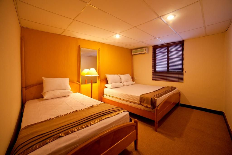Bedroom 2, Red Inn Cabana, Penang Island