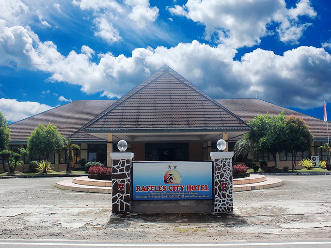 OYO 859 Raffles City Hotel, Bengkulu