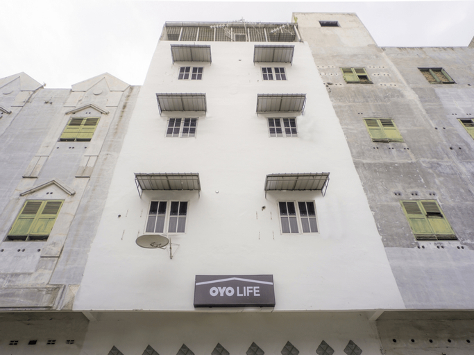 Exterior & Views 2, OYO Life 2366 Gatsu Kost, Medan
