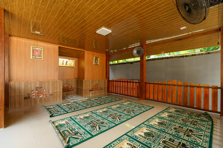 RedDoorz Plus near Kualanamu International Airport 2, Deli Serdang