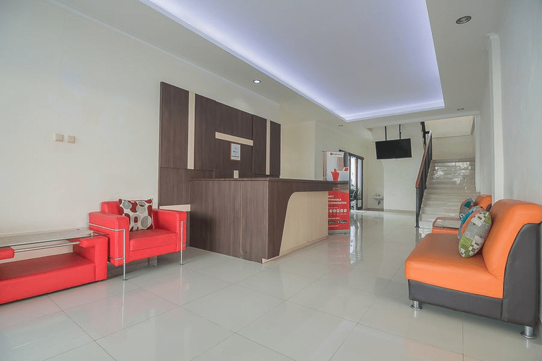 Public Area, RedDoorz Syariah @ Sarongge Cianjur, Cianjur