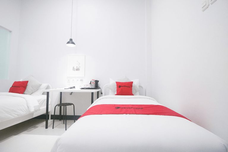 RedDoorz Plus @ Manokwari City Center, Manokwari