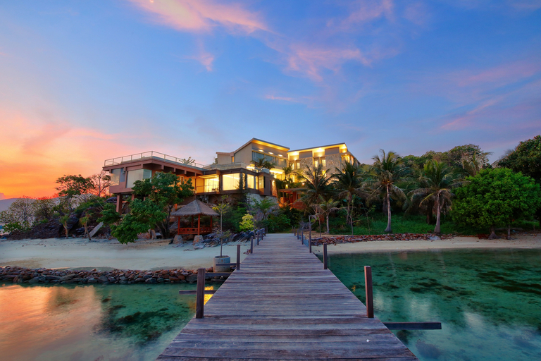 Royal Ocean View Beach Resort, Jepara
