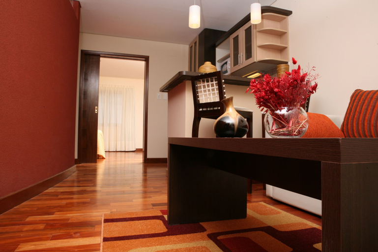Ankara Suites, Capital