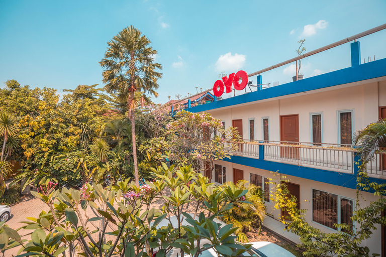 OYO 665 Namora Residence Near Olahraga Nasional Hospital, East Jakarta