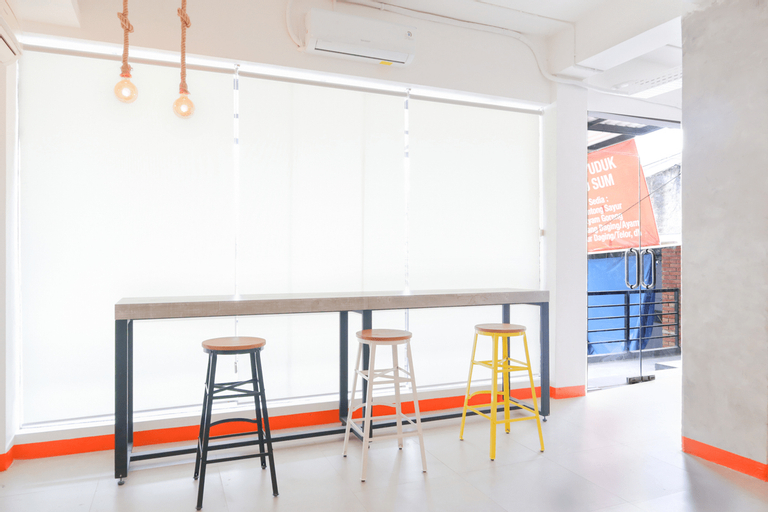 OYO 281 Hotelo, West Jakarta