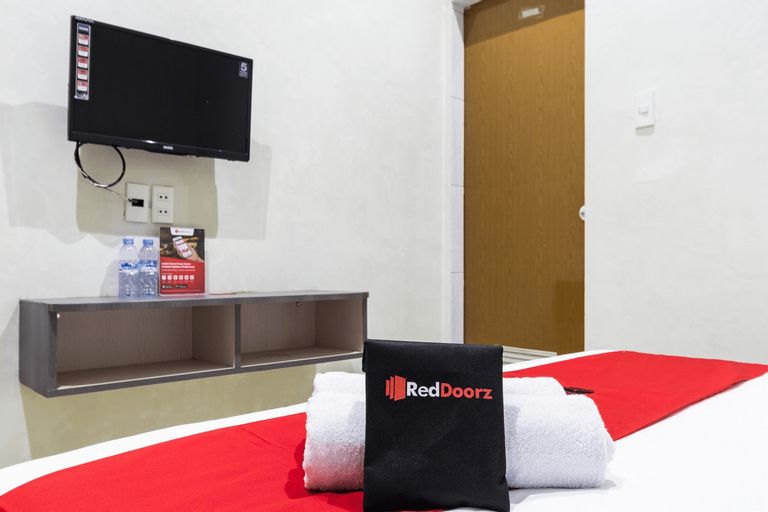 Bedroom 5, RedDoorz near Medan Amplas, Medan