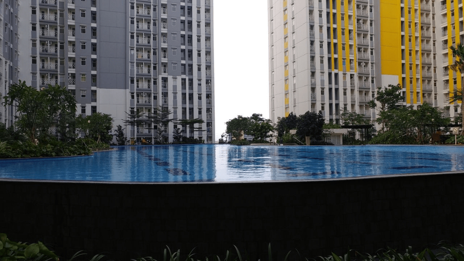 Exterior & Views, Homey 2BR Apartment @ Springlake Summarecon Bekasi By Travelio, Bekasi