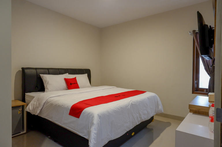 Bedroom 3, RedDoorz near Sleman City Hall 2, Sleman