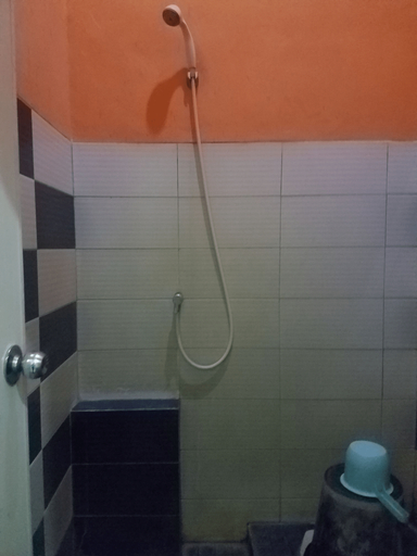 Bathroom 5, Cendrawasih Syariah Homestay, Tanggamus