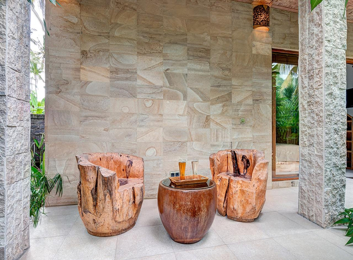 Public Area, Ganesh Lodge, Karangasem