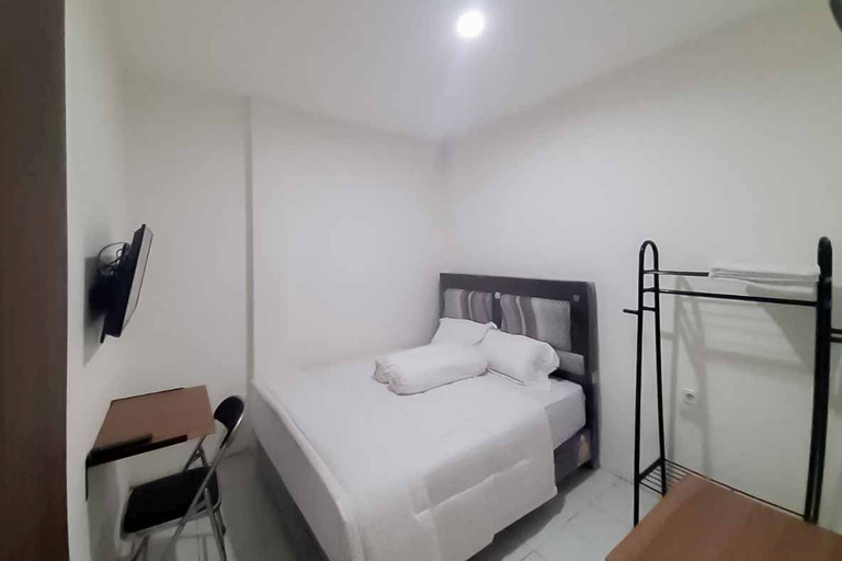 RedDoorz near Alun Alun Kota Serang, Serang