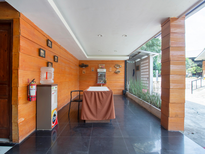 OYO 3283 Bwalk Hotel, Malang