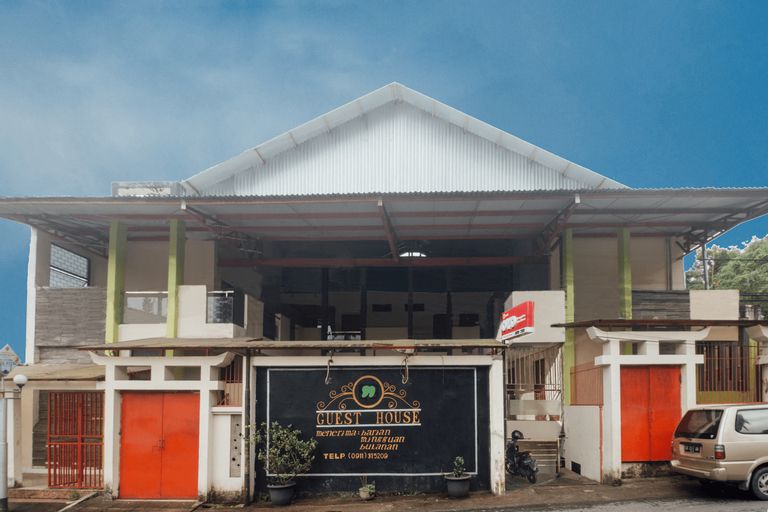 OYO 1448 Mangga Dua Guest House, Ambon