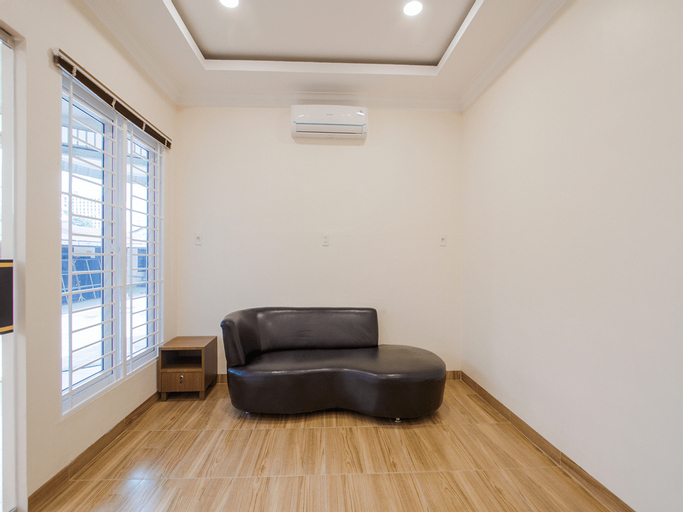 OYO 3316 Adam Malik Guesthouse, Medan