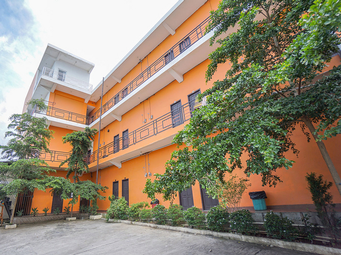 OYO 2639 Oxy Townhouse, Manado