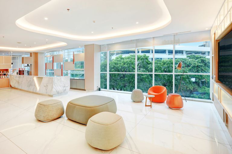 HARRIS Hotel & Conventions Bundaran Satelit Surabaya, Surabaya