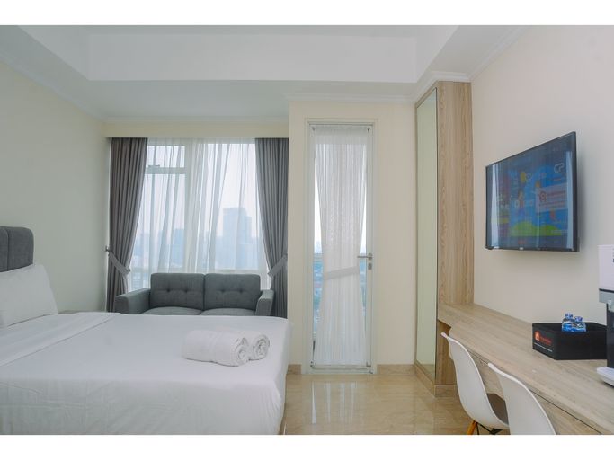 Elegant and Stylish Studio Menteng Park Apartment By Travelio, Central Jakarta