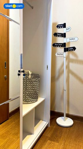 Reiz Condo Apartment by Mellisa, Medan