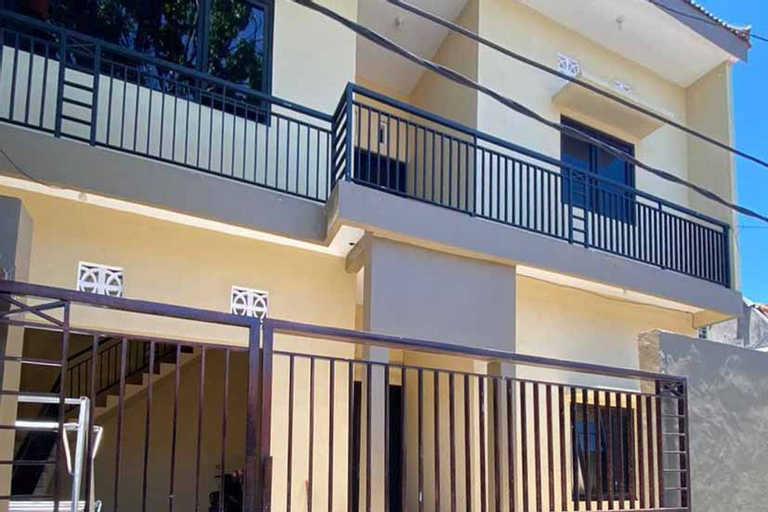 KoolKost @ Mayjen Sungkono 2 (Minimum Stay 6 Nights), Surabaya