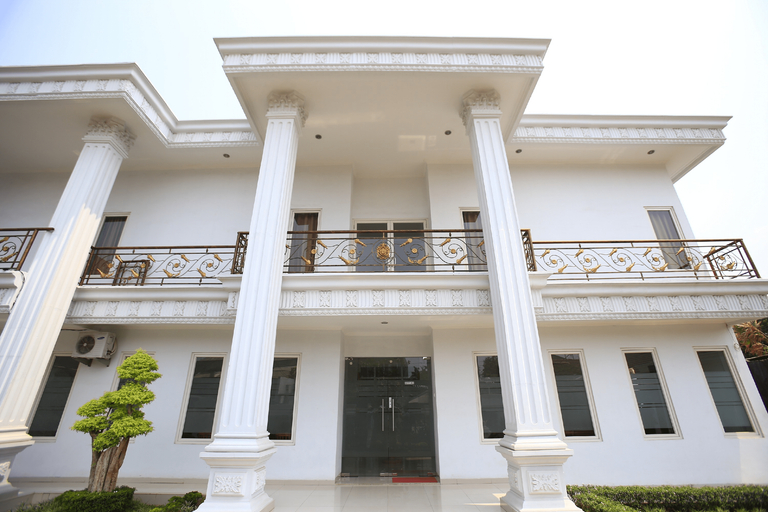 RedDoorz @ Jatiwaringin, Bekasi