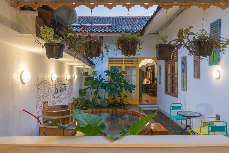 Public Area 2, Wonderloft Hostel Jogja, Yogyakarta