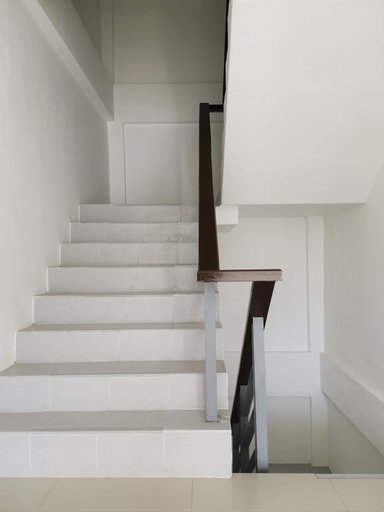 Sport & Beauty, Sure Guesthouse, Phuket Island