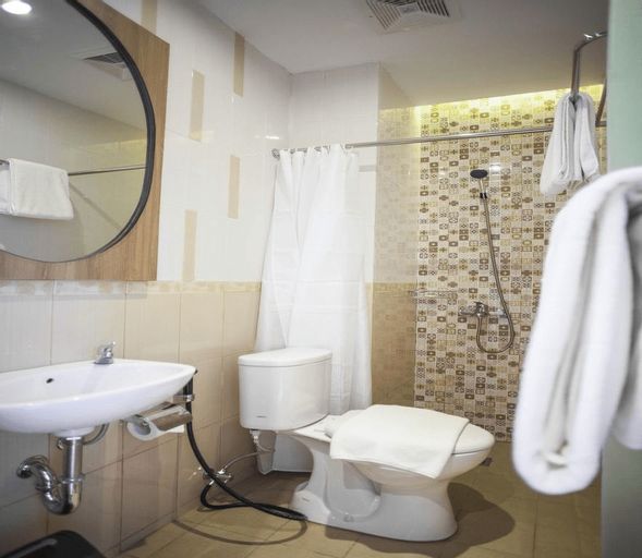 JLEs Hotel, Manado