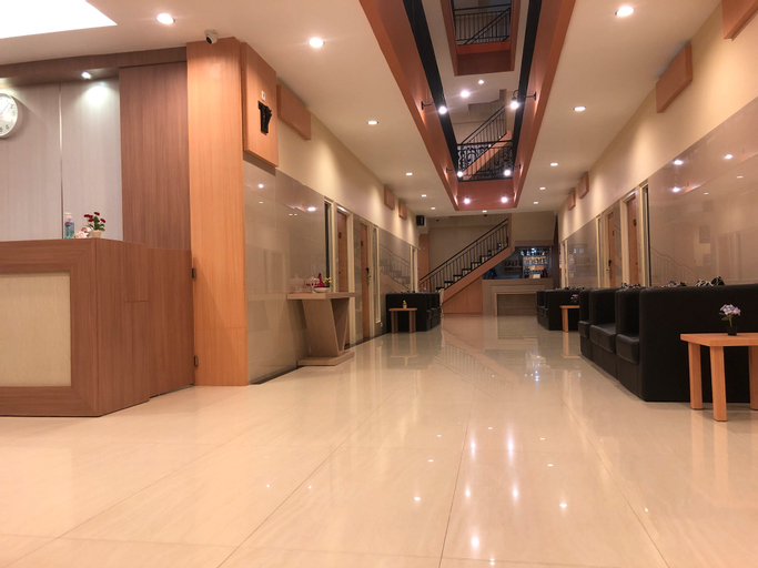 LCR Hotel Ende, Ende