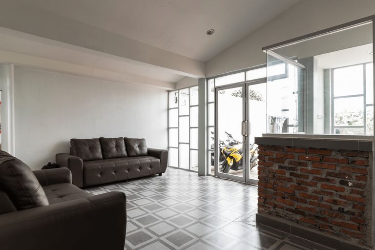 RedDoorz Plus near RS USU Medan 2, Medan