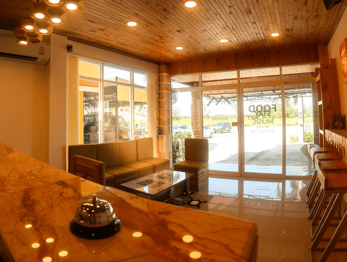 Public Area 4, Baan URT Suratthani Airport Hotel, Phunphin
