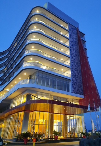 Exterior & Views 22