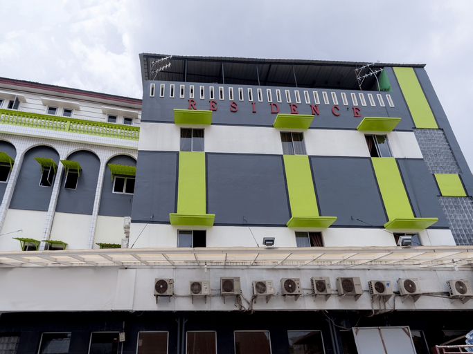 Exterior & Views 2, OYO 93285 Residence Hotel Syariah, Medan