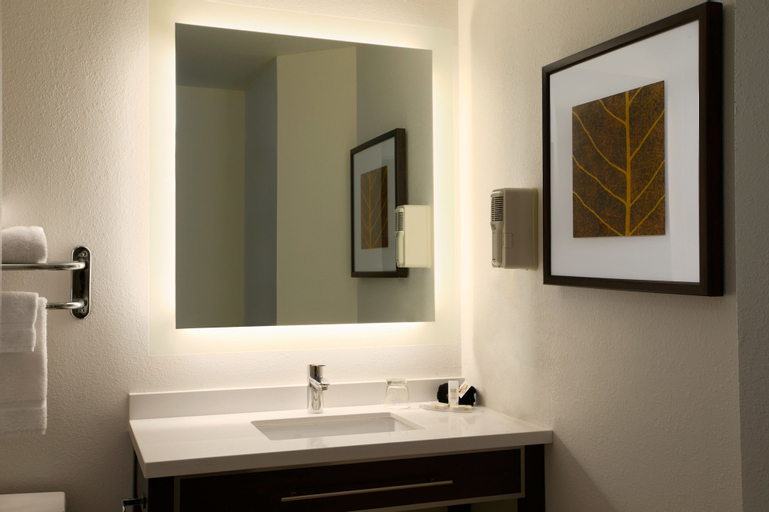 Bathroom 7