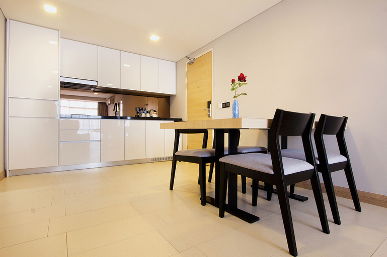 Dining Room 23