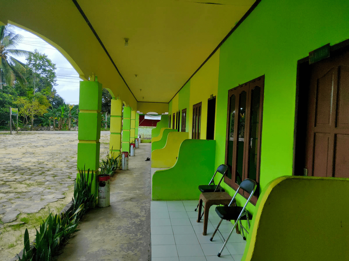 OYO 3243 3 Be Garden Hotel, North Penajam Paser