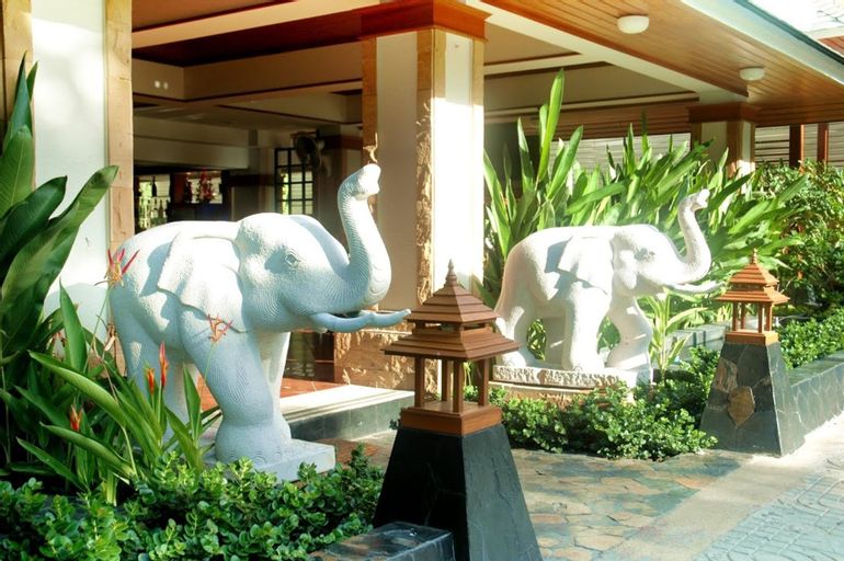 Royal Ivory Sukhumvit Nana by Compass Hospitality, Ratchathewi