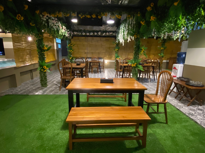 Food & Drinks 5, Flamingo Avia Labuan Bajo, West Manggarai