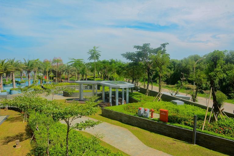 Spacious 3BR Gold Coast Apartment near Shopping PIK Avenue By Travelio, Jakarta Utara