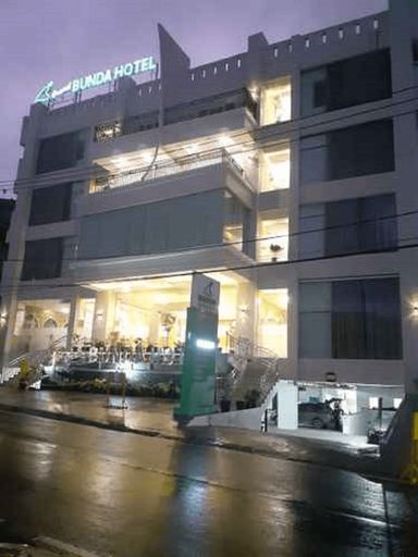 Grand Bunda Hotel Syari'ah Bukittinggi, Bukittinggi