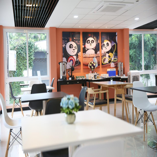 Food & Drinks 5, Lucky Panda Hotel, Muang Chiang Mai