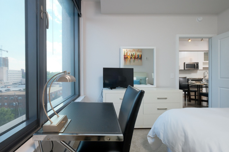 Global Luxury Suites in Downtown Bethesda, Montgomery