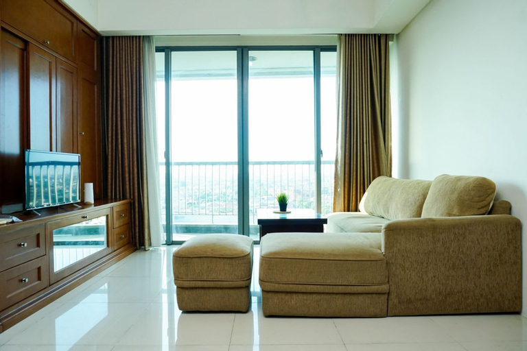 Good Location and Cozy 2BR St. Moritz Apartment By Travelio, Jakarta Barat