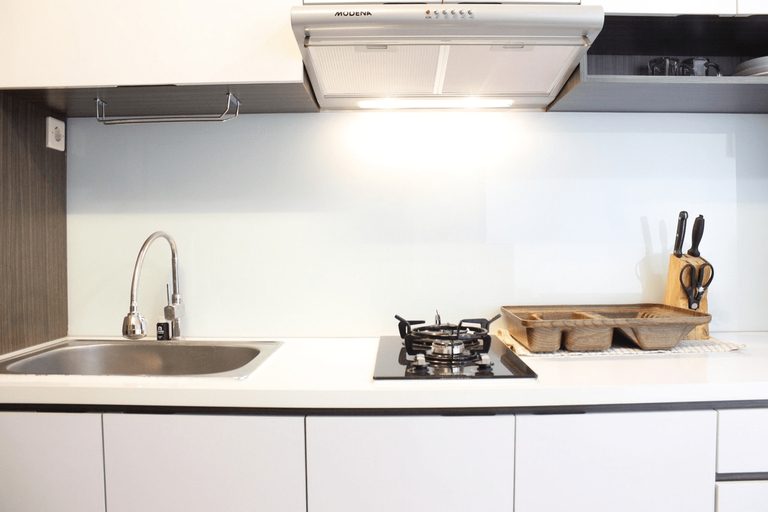 Chic Studio Apartment at Easton Park Residence Jatinangor By Travelio, Sumedang