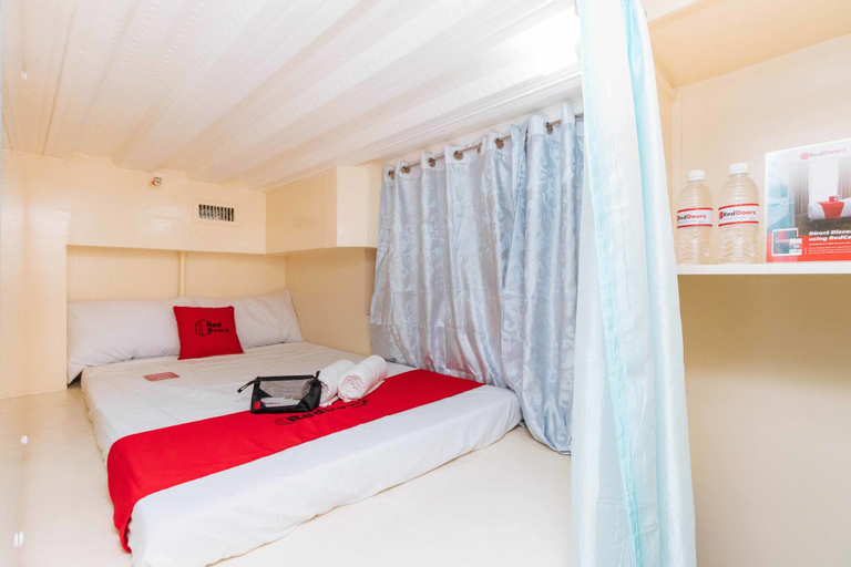 Bedroom 3, RedDoorz Plus @ RSG SS Residens Vito Cruz, Manila City