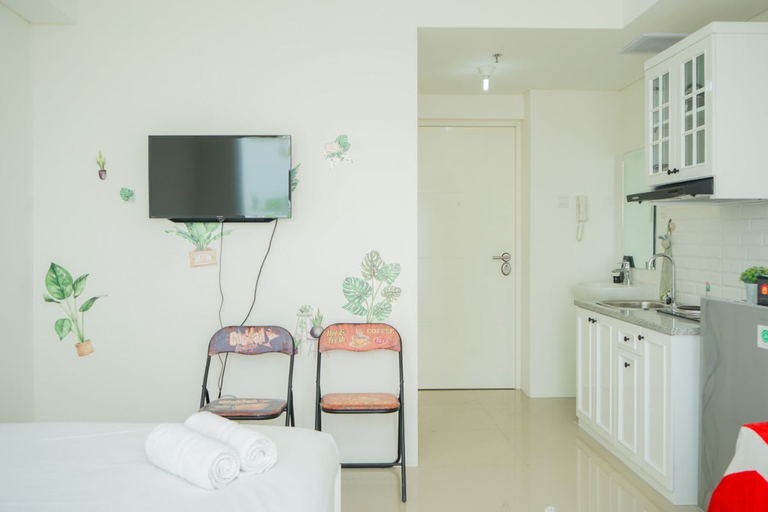 London Style Studio Cozy Silktown Apartment near Ikea in Alam Sutera By Travelio, Tangerang Selatan