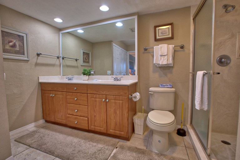 Bathroom 3, Pointe Santo D27 2 Bedroom Condo, Lee